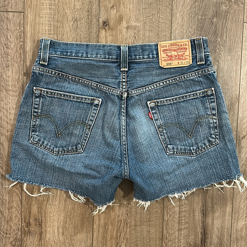 LEVI’S Upcycled 100% Cotton Cutoff Jean Shorts
